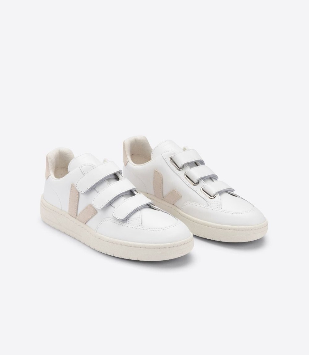 Veja Trainers Mens White - V-lock Leather - IPYA-51970